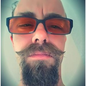 Meet your Posher, Lee